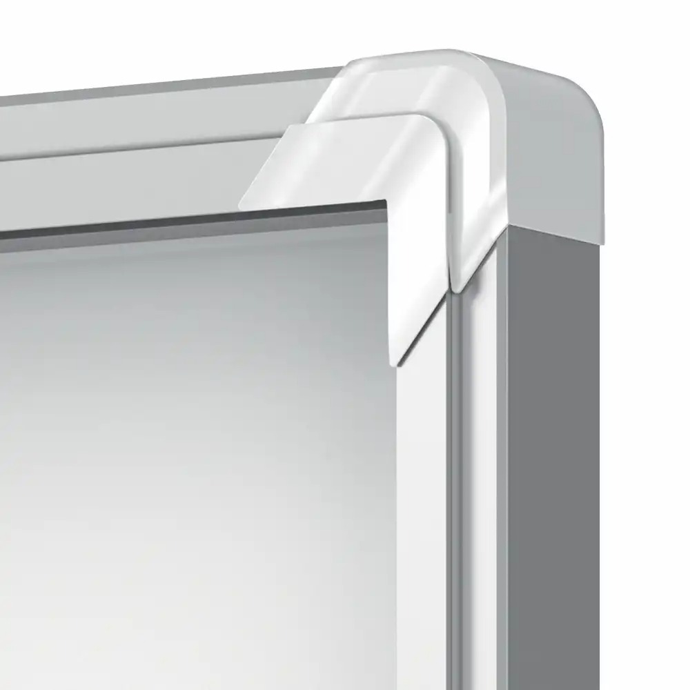 Avizier NOBO Premium Plus, exterior, otel emailat, 6x A4, cu usa si cheie, magnetic, alb